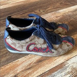 Coach signature shoes size 8.5